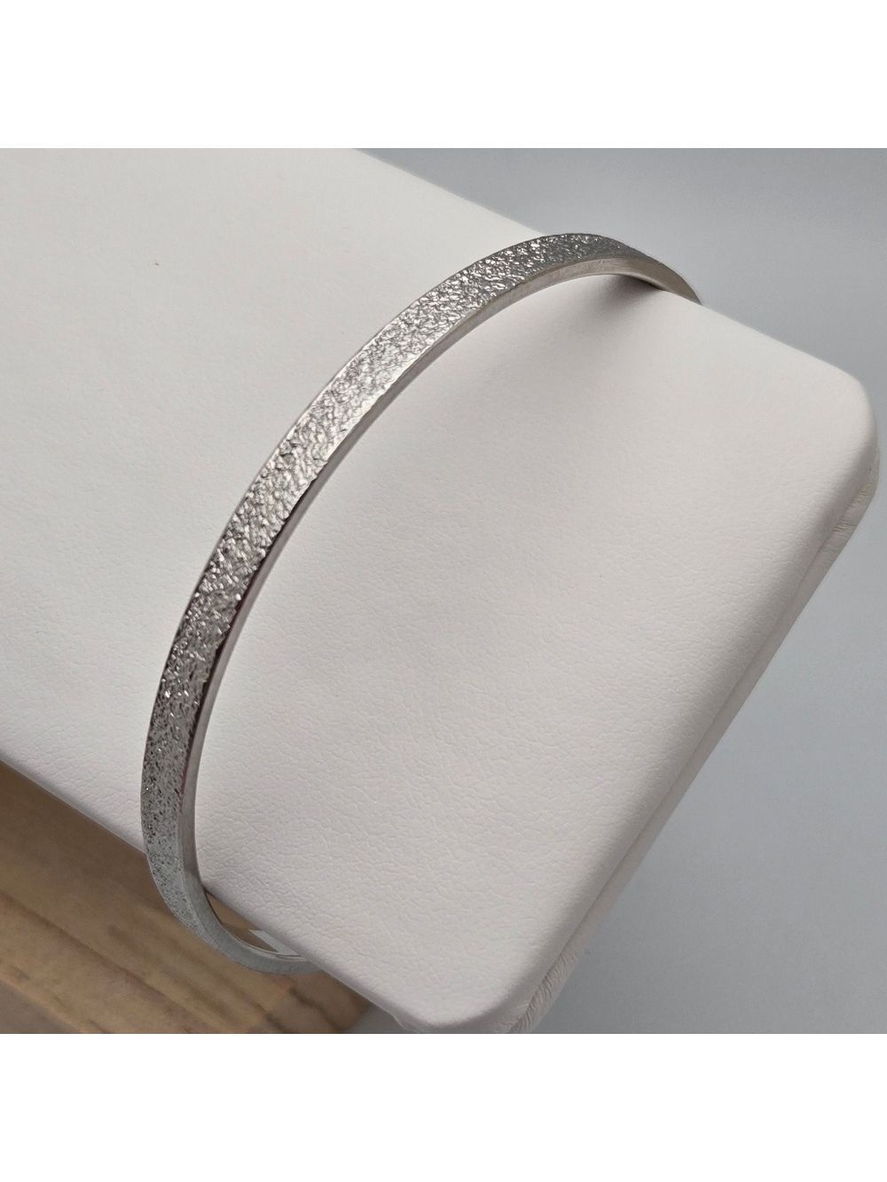 Vintage Monet Textured Silver Tone Bangle Bracelet Minimalist Signed Designer